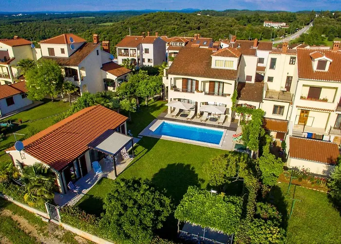 Premium Central Apartments